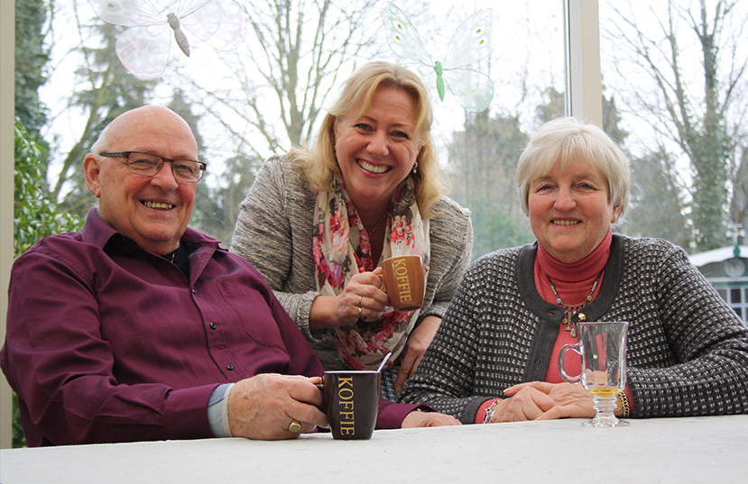 gezellig samen koffie drinken